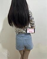 悠悠20 乡村道上悠悠被陌生人追着打飞机 被金钱诱惑车震狂操内射高潮0