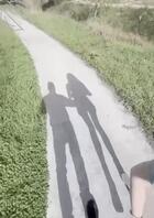 悠悠20 乡村道上悠悠被陌生人追着打飞机 被金钱诱惑车震狂操内射高潮2