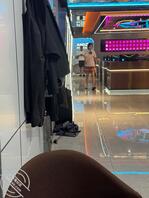 厕所偷拍网吧骚笔前台0