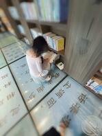 5.憋的好难受，好想射女儿一脸精液！0