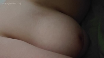 女朋友  刚刚拍的  不敢打扰她睡觉