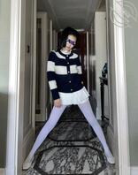 【原创】搂着女儿在沙发上看她玩王者游戏,一番纠缠下终于修成正果内射了女儿1