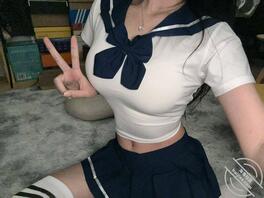 女人色起来比男人都猛，骚老婆发情，说要早日完成10
人斩1