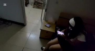 按摩妹纸自然脱衣上位