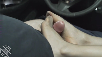 超薄黑丝 眼镜妹美足足交 脚真心美1