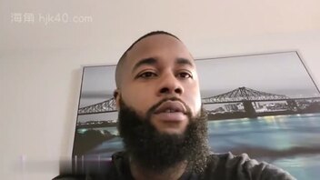 中国人妻一开始装 被黑人强上后无法反抗身体本能