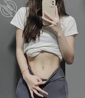 (原创)二姐和男朋友在王者开黑,被我按在身下内射了,被她男朋友知道了2