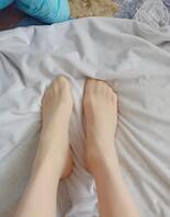姐姐的丝袜脚&hellip;