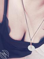 骚妻在医院病床上露出，乳推，口交