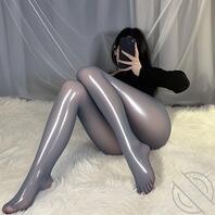 【原创】让表姐穿上网购的马油丝袜给我操