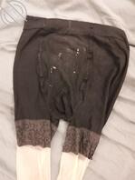 绿母偷拍我妈内裤，大家觉得四十几穿这种内裤是骚货吗？求分析我妈是不是骚货