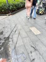 尾随街拍细腰肥臀、对这种包臀毫无抵抗力0