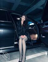 每天给大家分享骚货，今天分享一下我的骚货妈妈，让海友们拿鸡吧射给我妈妈1