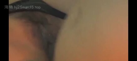 成功出卖我姐被海友大哥玩弄的视频，完全内射。实话说给我都看硬了