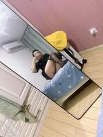 肥臀丁字裤骚货自拍欣赏