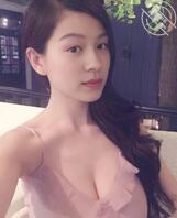 发点女友的自拍照1