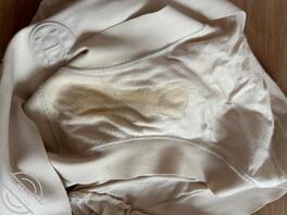 终于拿到小姨子的内裤了,直接撸射2