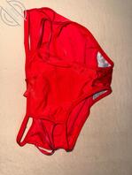 姐姐的红色套装2