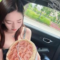 偷拍隔壁女孩洗澡0