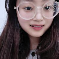 看你这样子，就是一个欠操的婊子，母狗，几个男人一起操你内射你会让你更容易0