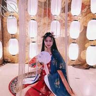 看你这样子，就是一个欠操的婊子，母狗，几个男人一起操你内射你会让你更容易1