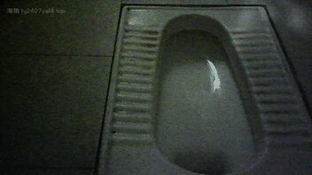 打着灯让我拍了小少妇