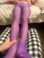 果然剃完毛看着骚逼更有感觉了。有没有喜欢舔骚逼的。1