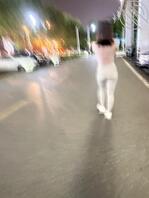 街拍：肥臀教练1