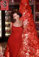 红包树前的 “救急姐姐”：老婆不发，我来发2