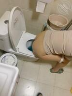 大量偷拍女友如厕，你也有这癖好吗0