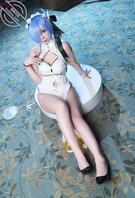 绿奴上供coser女友，求各位羞辱她，苦主会挨条回复的2