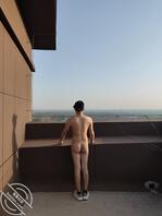 天体爱好，男楼顶露出2