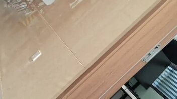 以前的帖子重新发大胸妹2