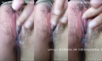 真实小女友忍受不了寂寞，自慰+白浆拉丝，有声音