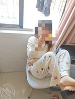 乱伦亲姐，过几天给大家看姐姐，这几天她去约她的炮友去了，姐姐今年40了