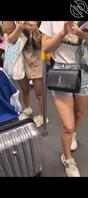 地铁偷拍婴儿肥女孩的美腿