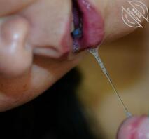 有想意淫我老婆的吗？你想怎么玩1