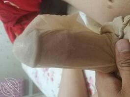 拿丈母娘丝袜胸罩打飞机0