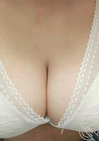 勾引亲哥哥(14)终于把我哥给草了,第一次就被内射了。2