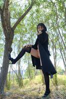 大榕树底下露出1