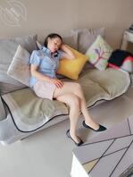 原创！趁妈妈午休时插进了她的馒头穴，让妈妈夹着我的精液去上班，好刺激0