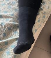 绿母，我的油脸熟女骚妈，臭脚把袜子都穿破了0