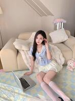 【深圳】小姐姐长腿配白丝,在家乖乖等着你0