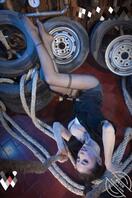 情趣内衣半露胸，乳晕微红且规整简直是人间的尤物啊!1