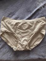 真实妈妈的骚内裤  每一条都遗留了我的精子，就是操不到2