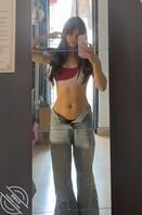 你爱健身的学姐，喜欢把肚子拍给网友看0