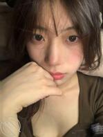 清纯女大自拍 全都射给她 欢迎分享射屏2