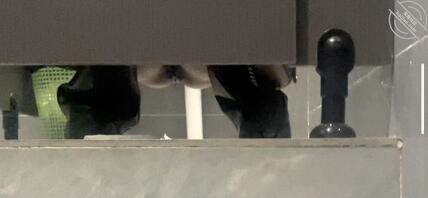 喜欢厕所偷拍身边人的交流一下2