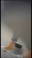 厕拍系列【8】偷拍美女尿尿