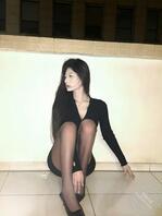 分享骚逼和制服图片，有认识的评论区留言